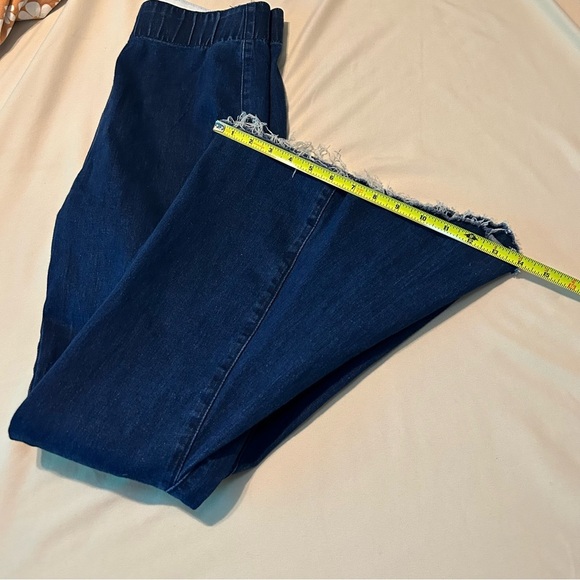 L&B Lucky & Blessed Flare Jeans | Dark Wash Pull-On Bell Bottoms | Frayed Hem - Picture 6 of 9